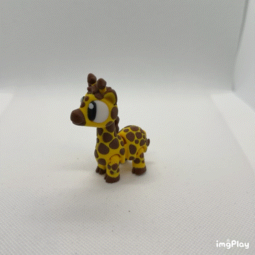 Giraffe Buddy